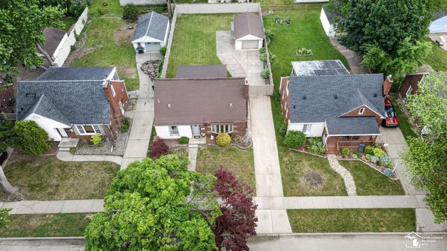 15580 Aster Avenue, Allen Park, MI 48101