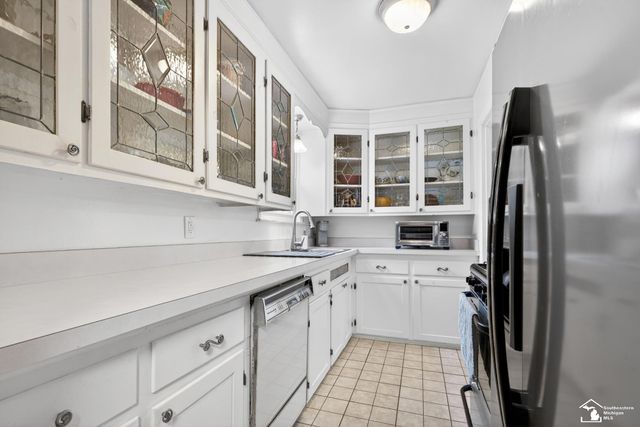 15580 Aster Avenue, Allen Park, MI 48101