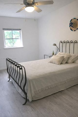 3151 Freeman St, Miami, FL 33133