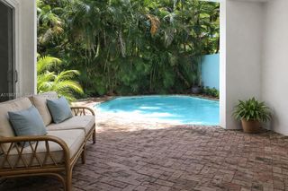 3151 Freeman St, Miami, FL 33133