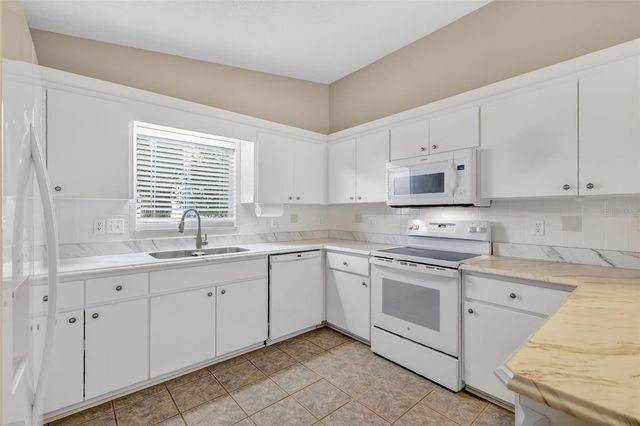 17951 SE 96TH AVENUE, Summerfield, FL 34491