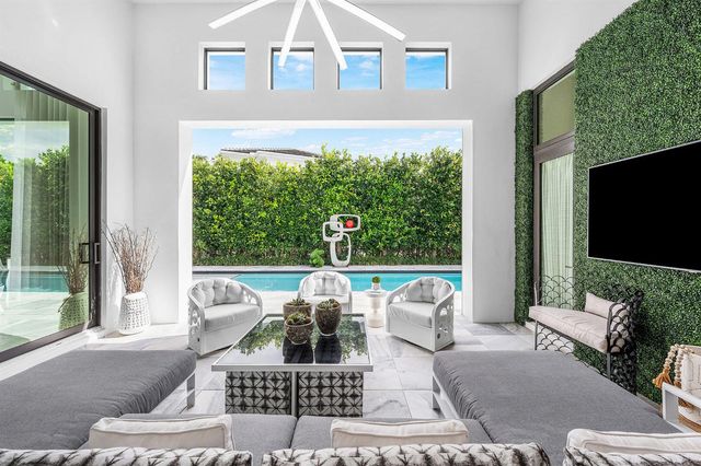 2424 Queen Palm Road, Boca Raton, FL 33432