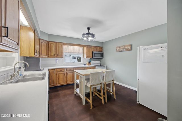 622 Walnut Street, Fostoria, OH 44830