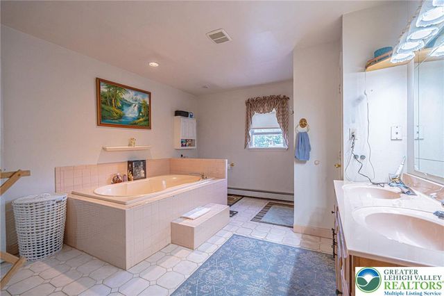 625 Diehl Avenue, Fountain Hill Boro, PA 18015