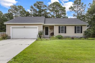 106 Camellia Creek Drive, Richlands, NC 28574