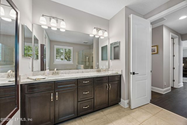 5217 STEADFAST Lane, Jacksonville, FL 32257