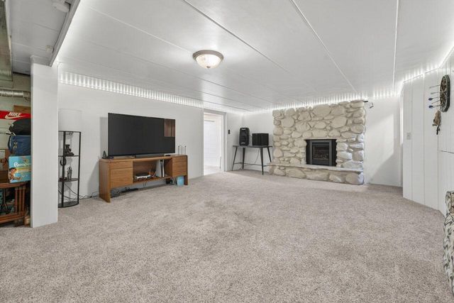 7072 Delview AVENUE, Delavan, WI 53115