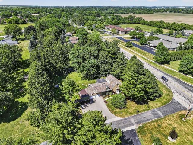 7072 Delview AVENUE, Delavan, WI 53115