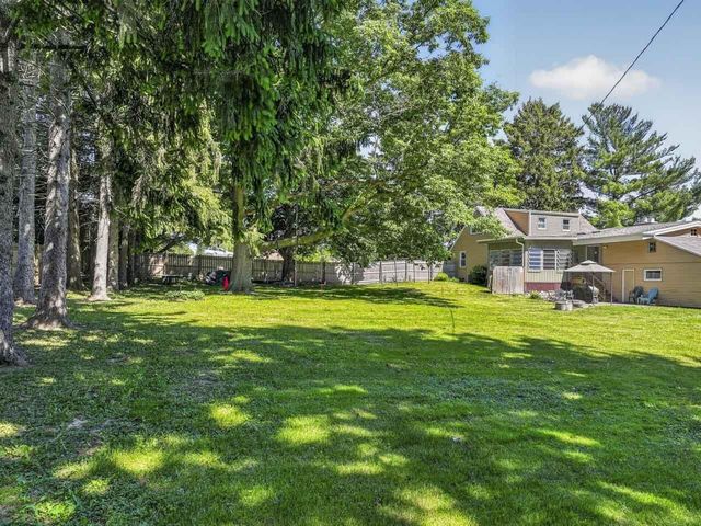 7072 Delview AVENUE, Delavan, WI 53115