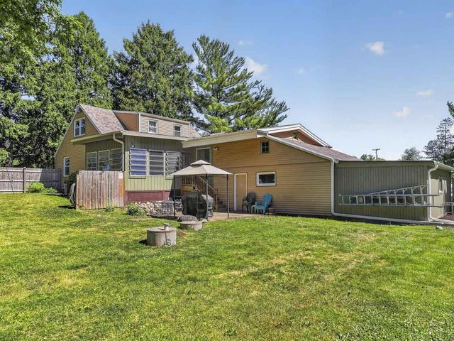 7072 Delview AVENUE, Delavan, WI 53115