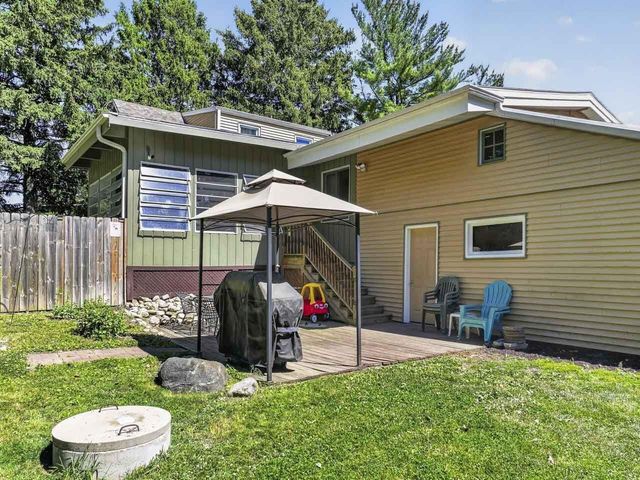 7072 Delview AVENUE, Delavan, WI 53115