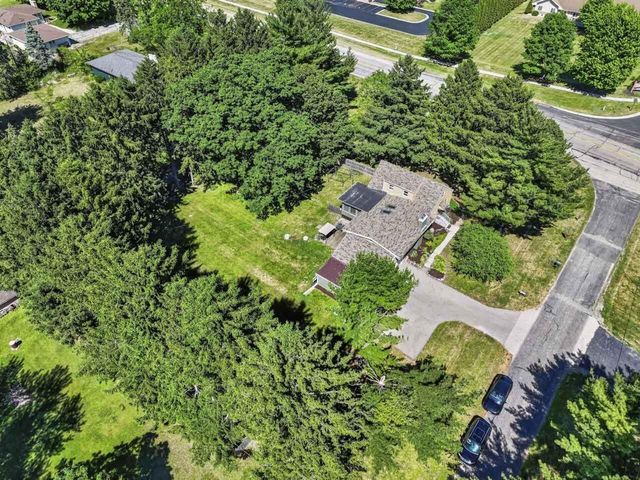 7072 Delview AVENUE, Delavan, WI 53115