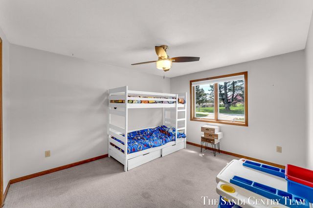 17083 Spahr Street, Ferrysburg City, MI 49456