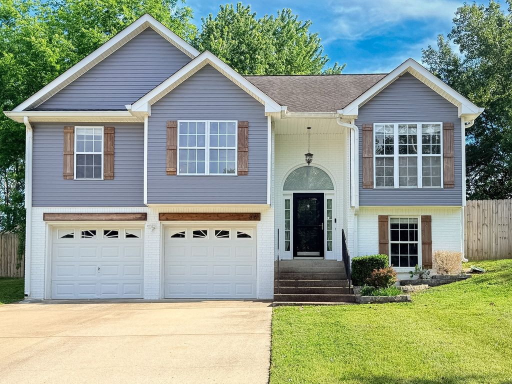 3161 Whitetail Dr, Clarksville, TN 37043