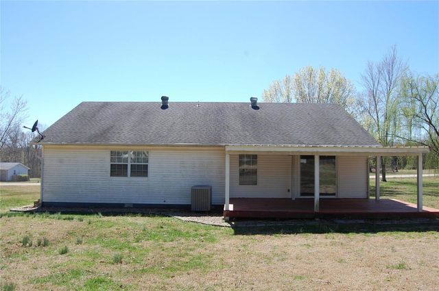 5711 Cedar Valley Drive, Poplar Bluff, MO 63901