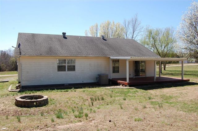 5711 Cedar Valley Drive, Poplar Bluff, MO 63901