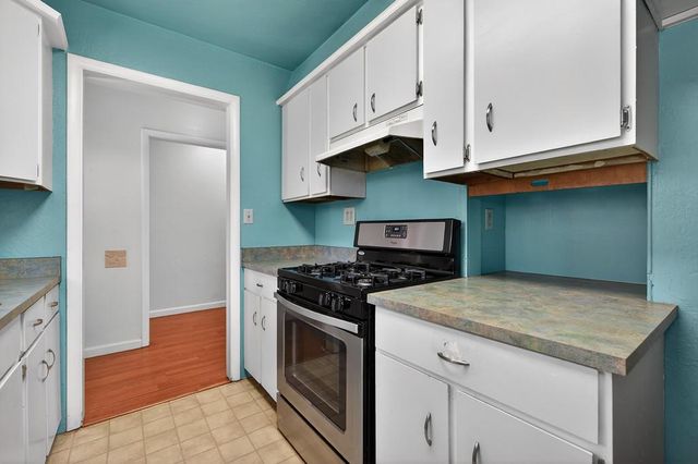 5897 Silverleaf Dr, Foresthill, CA 95631