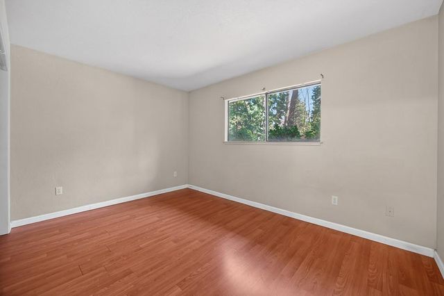 5897 Silverleaf Dr, Foresthill, CA 95631