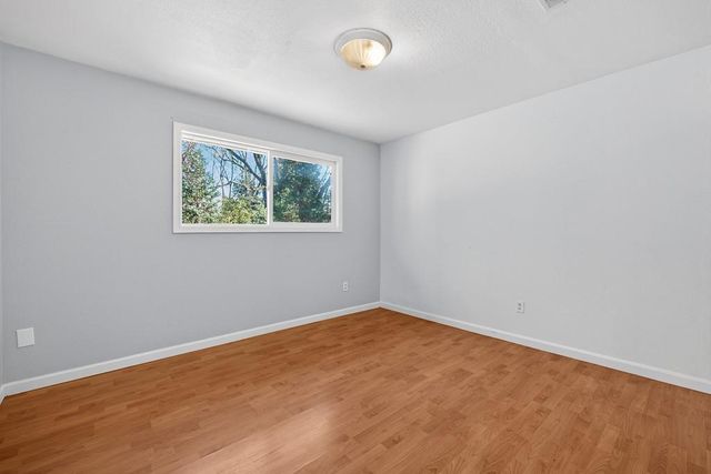 5897 Silverleaf Dr, Foresthill, CA 95631