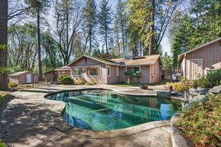 5897 Silverleaf Dr, Foresthill, CA 95631