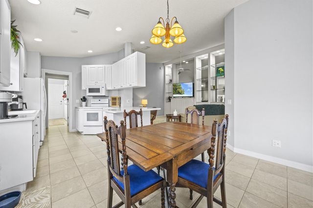12120 SW Elsinore Drive, Port St Lucie, FL 34987