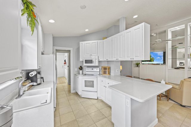 12120 SW Elsinore Drive, Port St Lucie, FL 34987