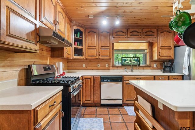 1081 CR 3875, Mineola, TX 75773