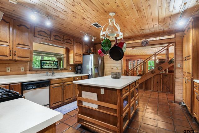1081 CR 3875, Mineola, TX 75773
