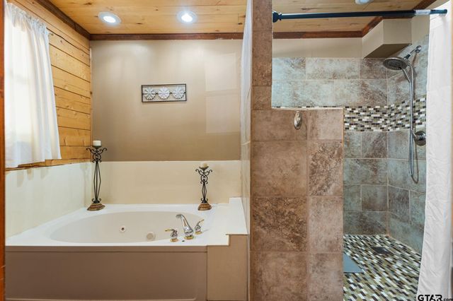 1081 CR 3875, Mineola, TX 75773