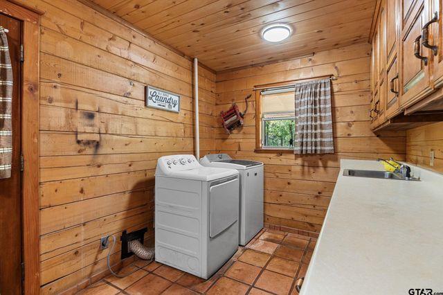 1081 CR 3875, Mineola, TX 75773