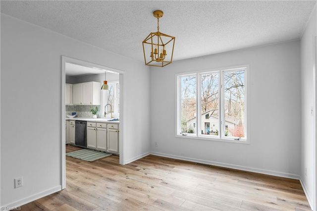 2625 Merry Oaks Trail, Winston-salem, NC 27103