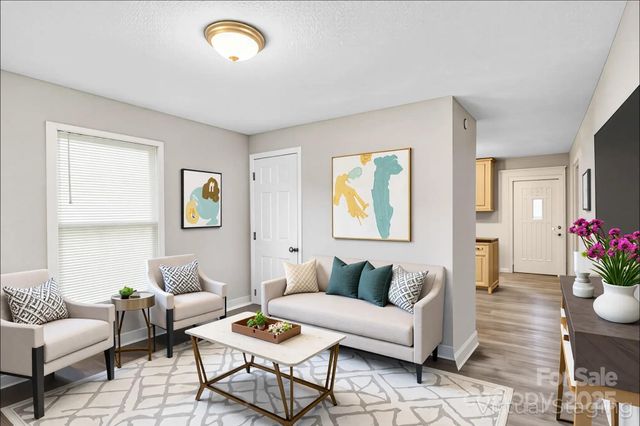 4229 Plato Circle, Charlotte, NC 28208