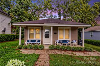 4229 Plato Circle, Charlotte, NC 28208