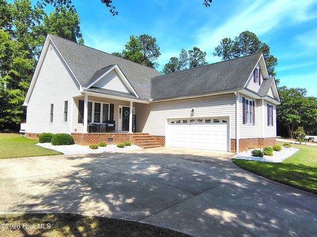 1804 Eastwood Lane, Rocky Mount, NC 27804