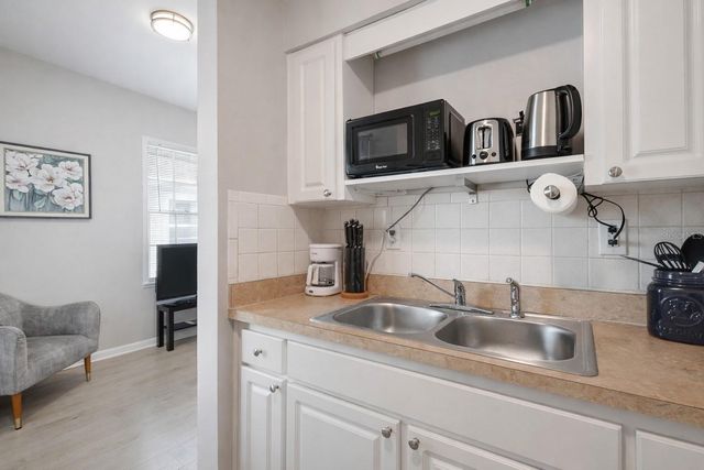 501 S MAGNOLIA AVENUE 4, Tampa, FL 33606