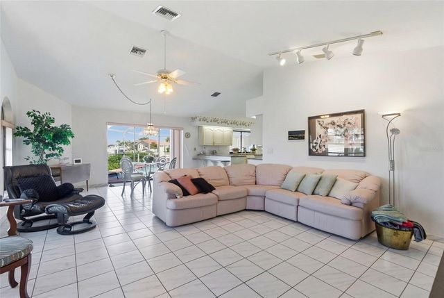 2148 WYATT CIRCLE, Punta Gorda, FL 33950