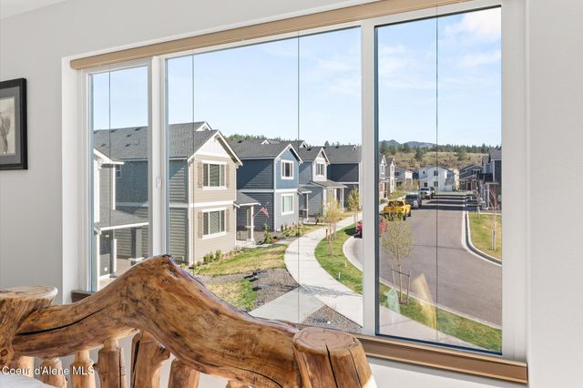 24815 E Snowy Owl Loop, Liberty Lake, WA 99019