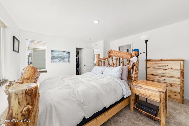 24815 E Snowy Owl Loop, Liberty Lake, WA 99019
