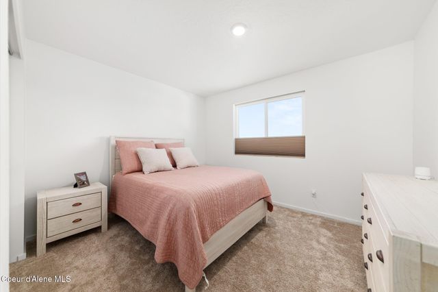 24815 E Snowy Owl Loop, Liberty Lake, WA 99019