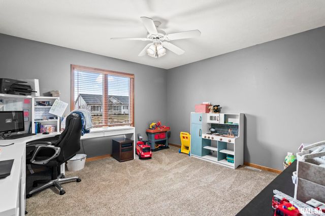 5217 Manhattan Drive, Springfield, IL 62711