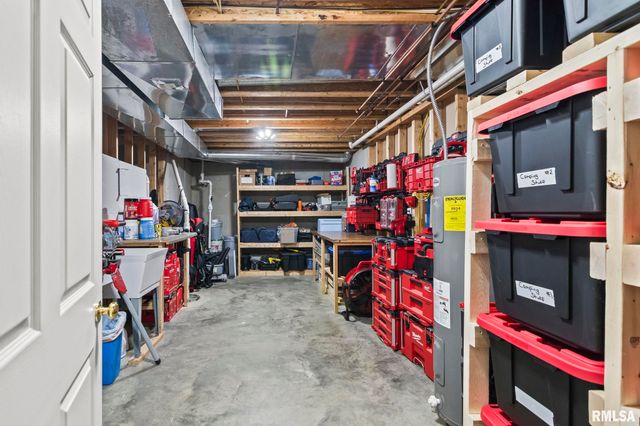 5217 Manhattan Drive, Springfield, IL 62711