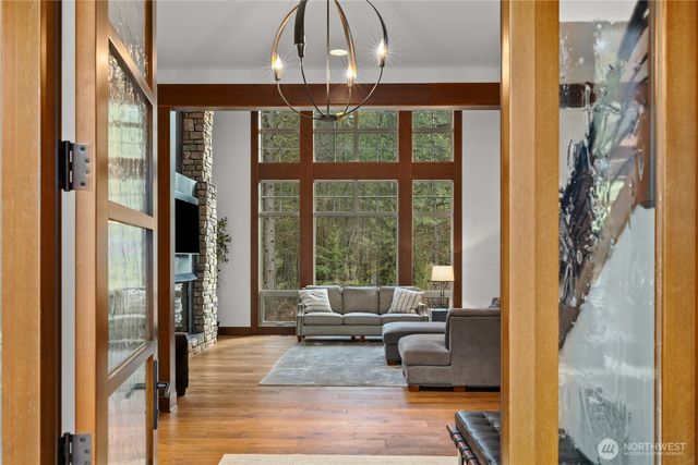 230 Equinox Drive, Cle Elum, WA 98922