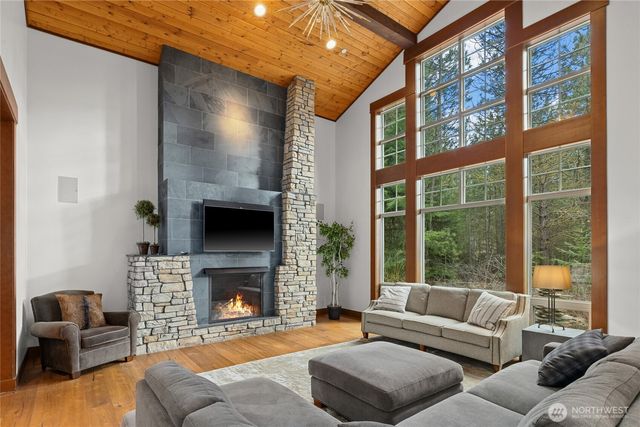 230 Equinox Drive, Cle Elum, WA 98922