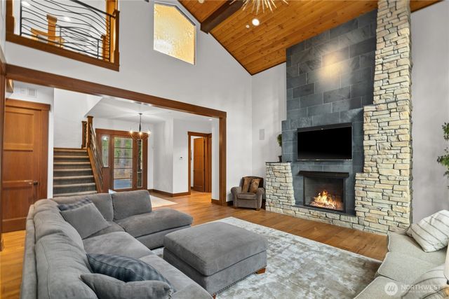 230 Equinox Drive, Cle Elum, WA 98922