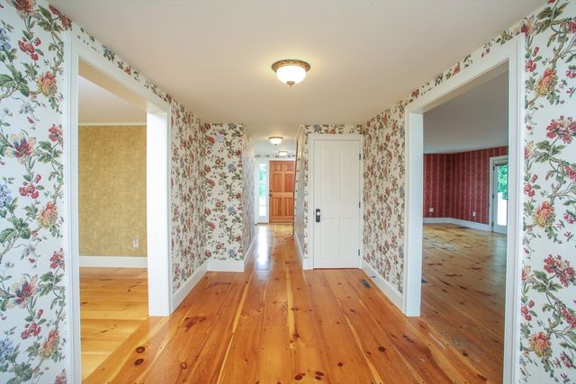 85 Nash Rd, Cummington, MA 01026