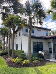 1330 Oceania DR N 2, Naples, FL 34113