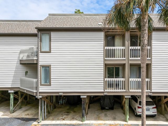 1621 Live Oak Park, Seabrook Island, SC 29455