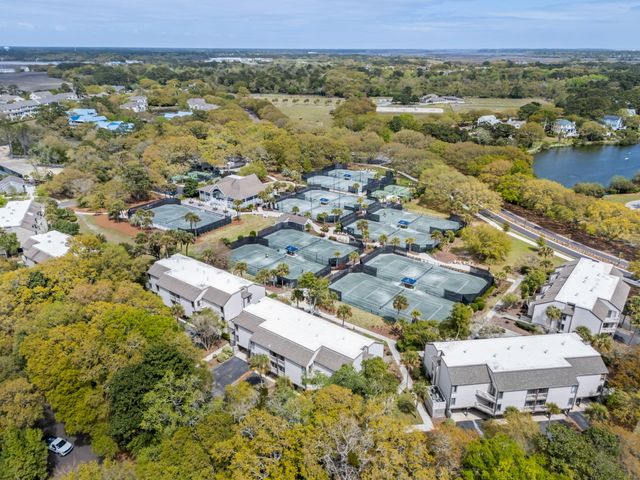 1621 Live Oak Park, Seabrook Island, SC 29455