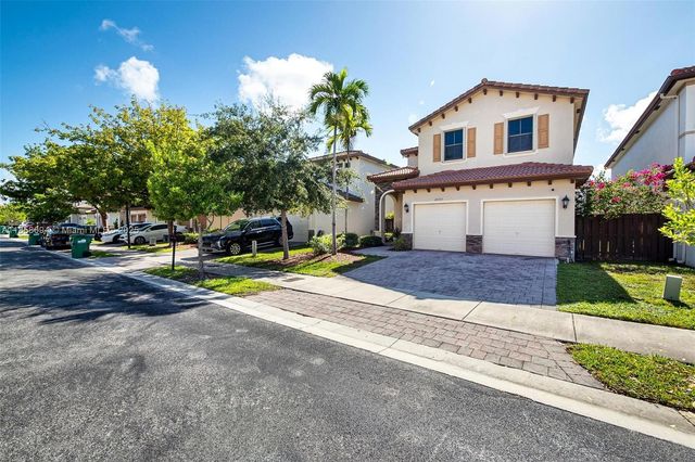 22777 SW 93rd Ct, Cutler Bay, FL 33190