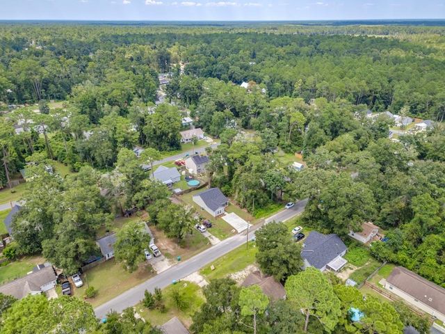 46 Franklin Drive, Crawfordville, FL 32327